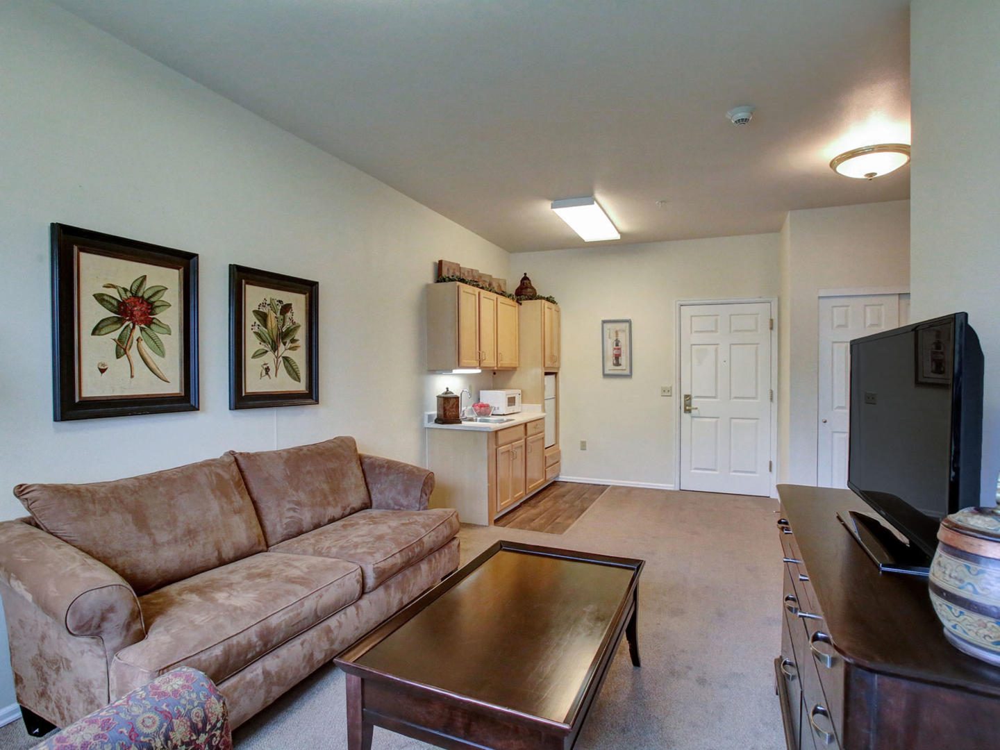 Prestige Senior Living Monticello Park photo 4