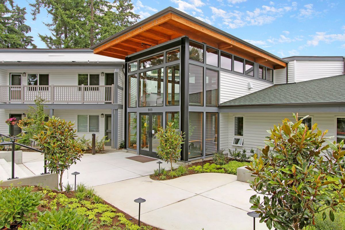 Evergreen Court photo 1