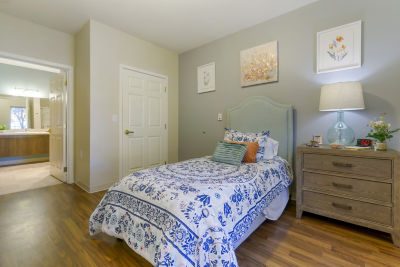 Brookdale Foundation House photo 4