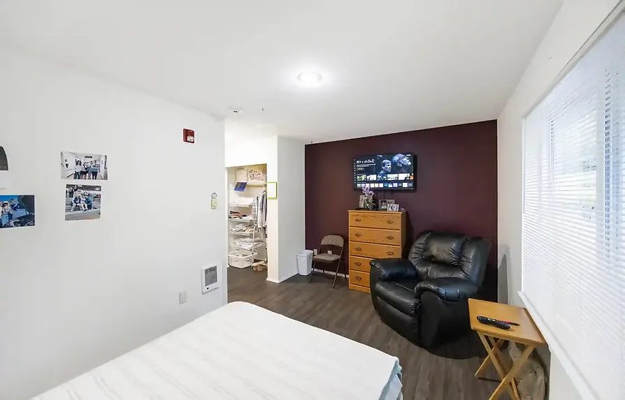 Haven In Allyn LLC photo 4