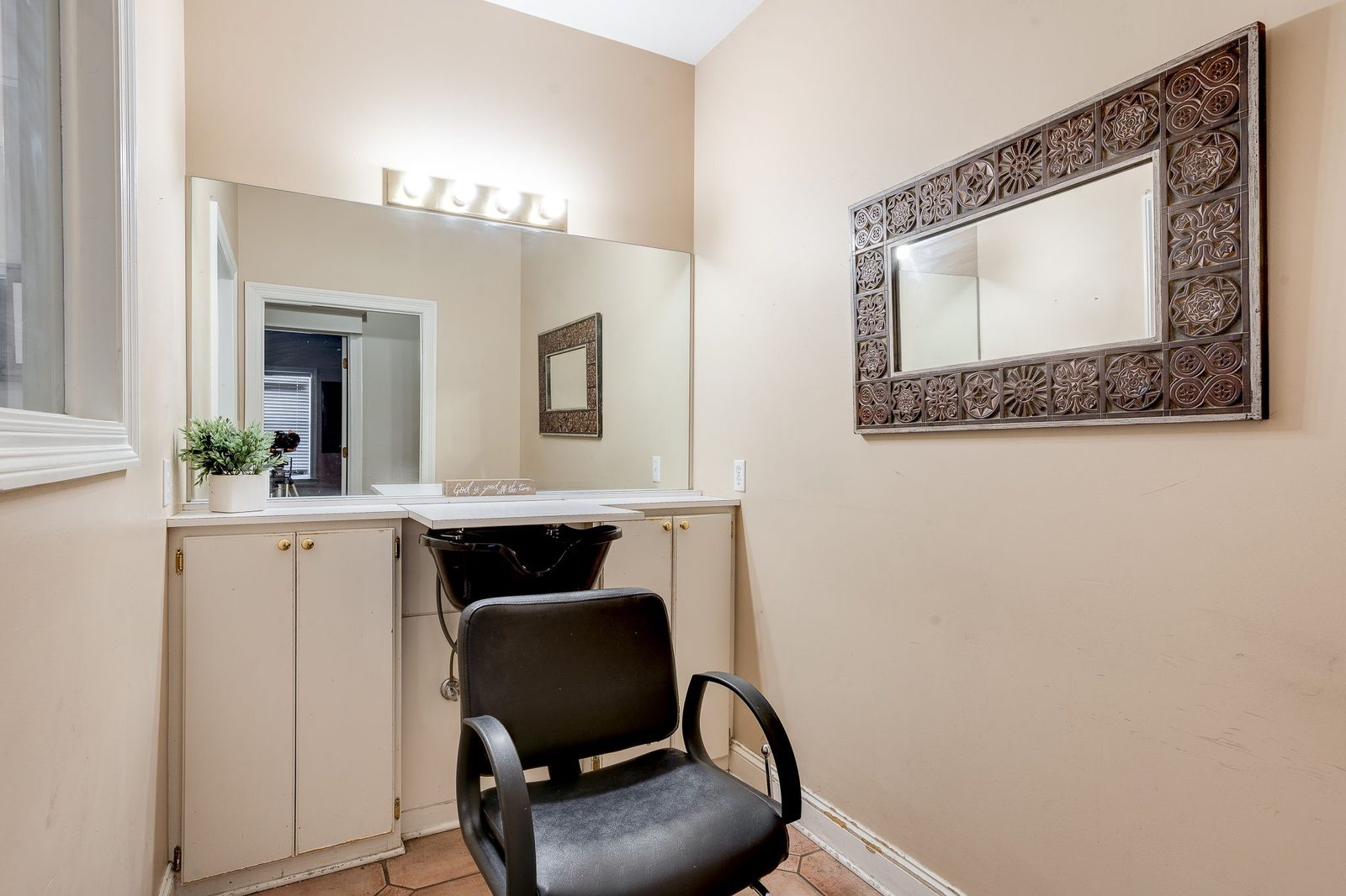 Magnolia Place photo 4