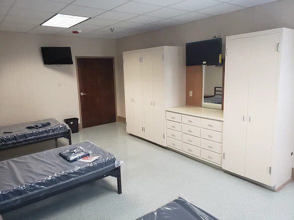 Broadway Manor photo 2