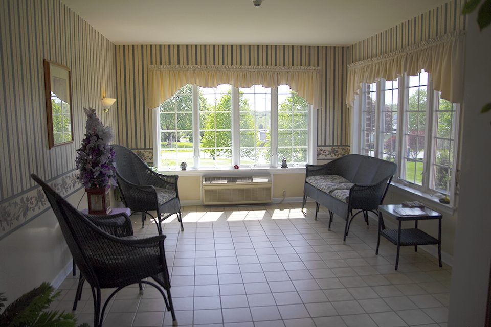 Country View Manor photo 2