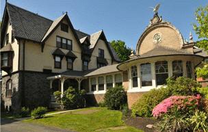 Hayes Manor