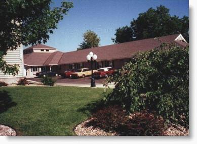 Haven Manor - South photo 2