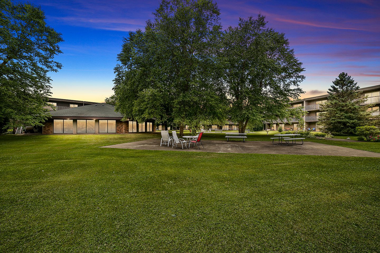 Heathers Estates And Heather Manor photo 3