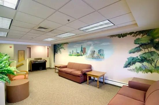 Senior Suites of Belmont Cragin photo 4