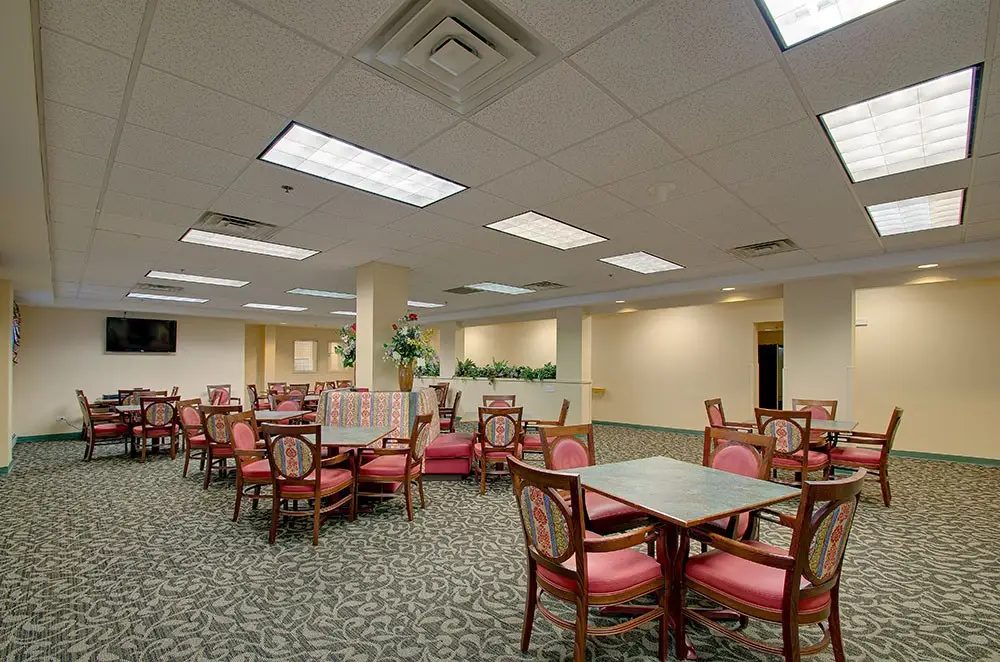 Senior Suites of Bridgeport photo 4