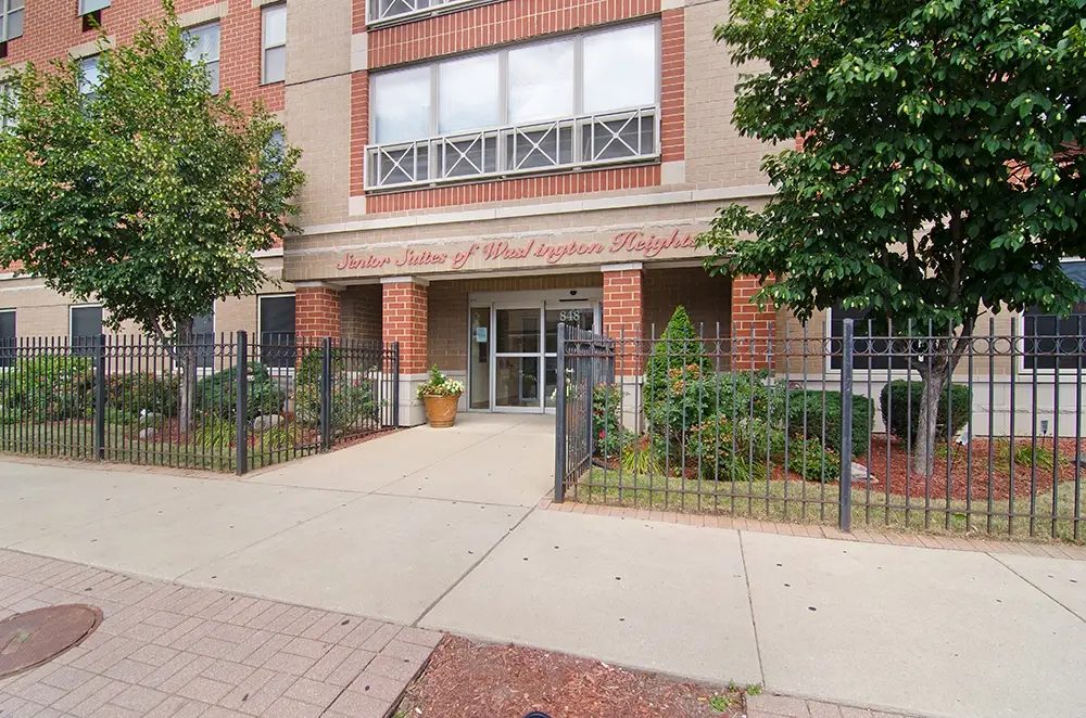 Senior Suites of Washington Heights photo 5