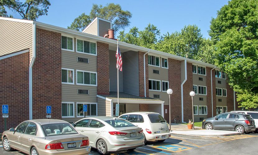 Bellevue Place Apartments photo 4
