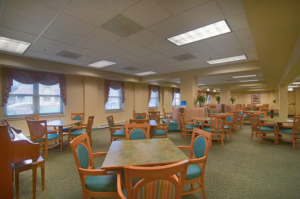 Senior Suites of Chatham photo 4