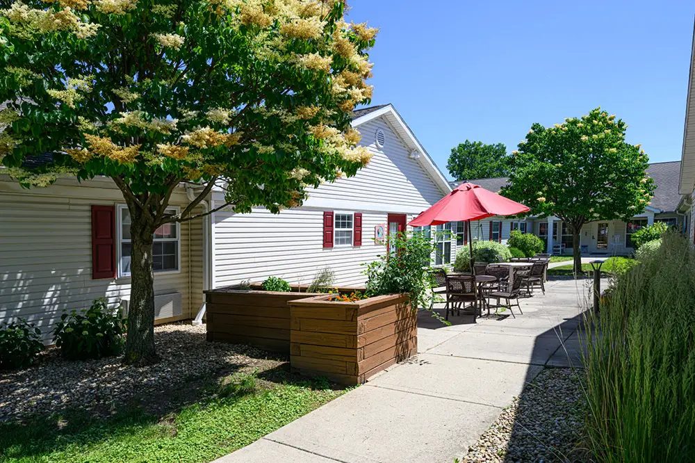 Arden Courts of Glen Ellyn photo 3