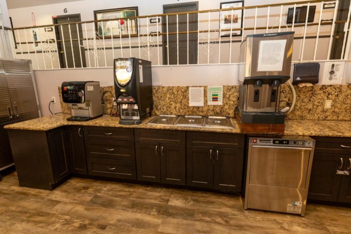 Chateau Des Mons Care and Assisted Living photo 4