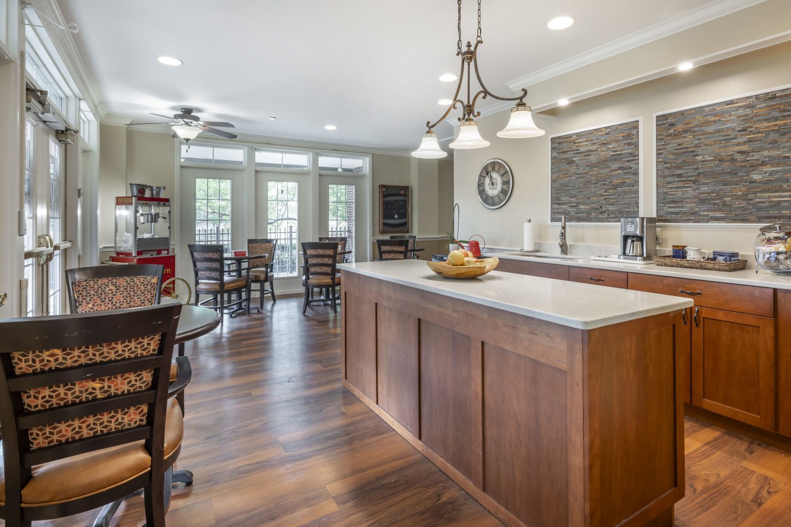 Brookdale Oakwood photo 4