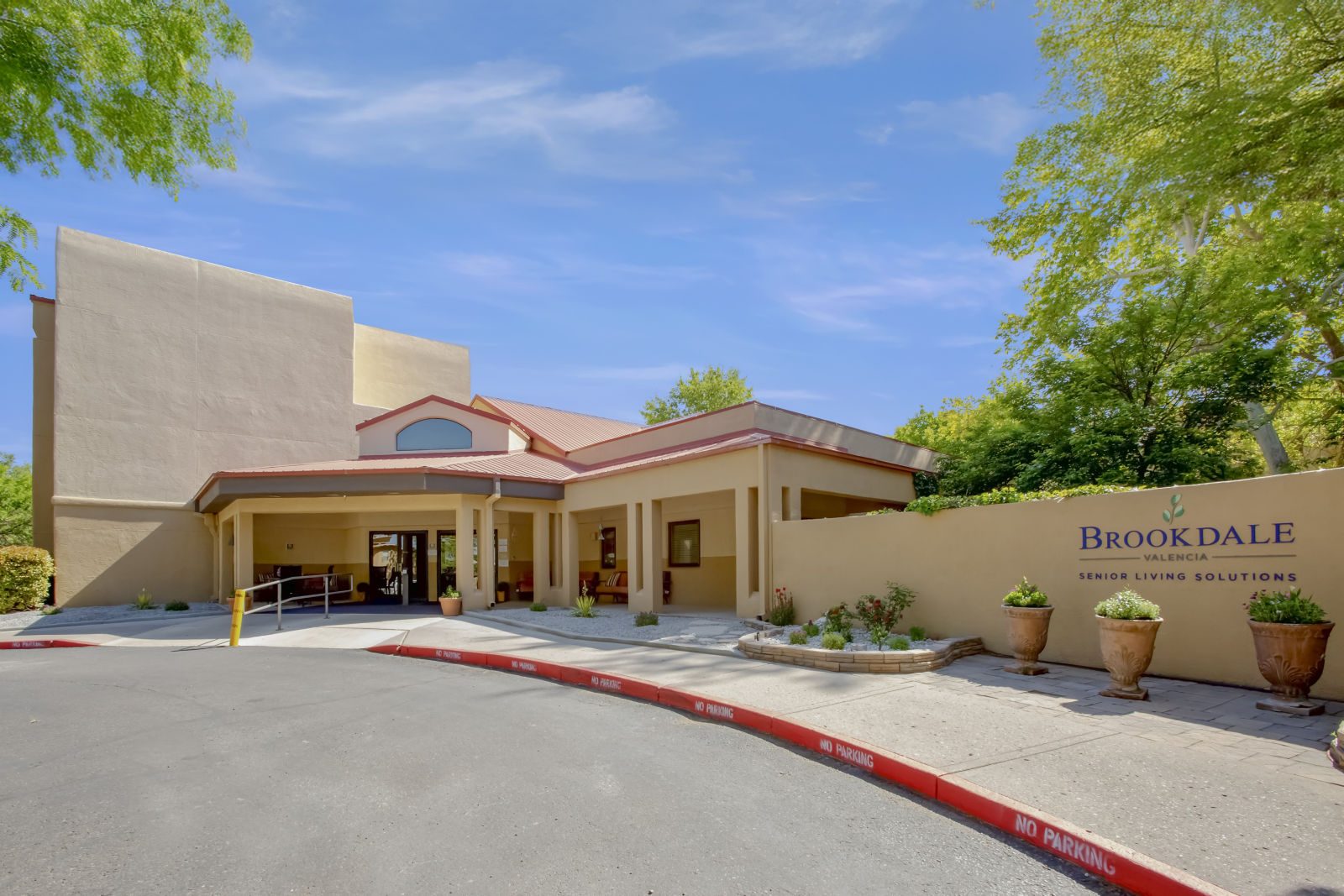 Brookdale Valencia photo 2