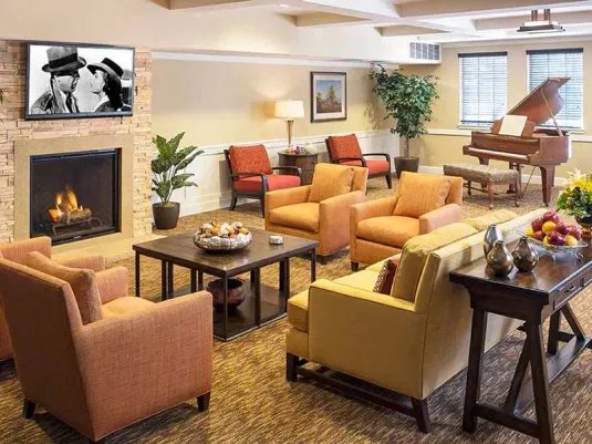 Atria HiLLCrest photo 3