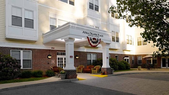 Atria Lincoln Place photo 2