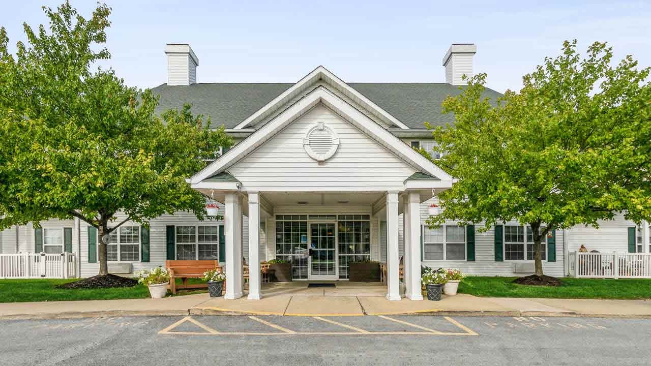 Jefferson Manor photo 2