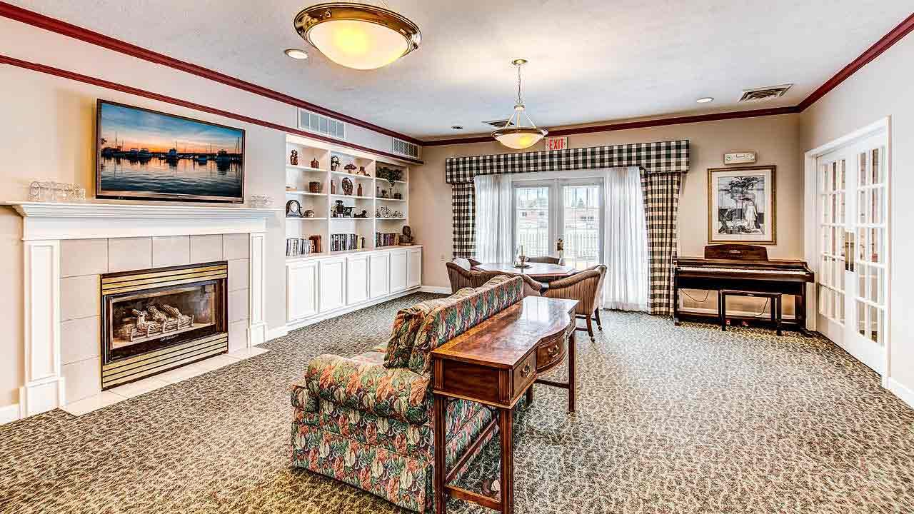 Jefferson Manor photo 3