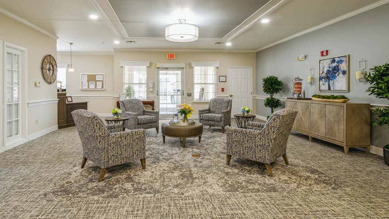 Northwood Manor photo 3