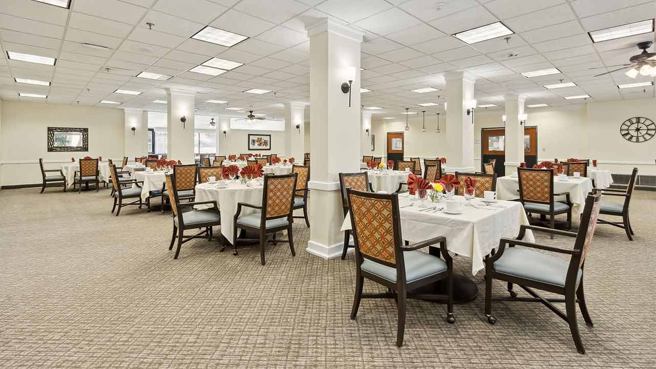 Overland Park Place photo 4