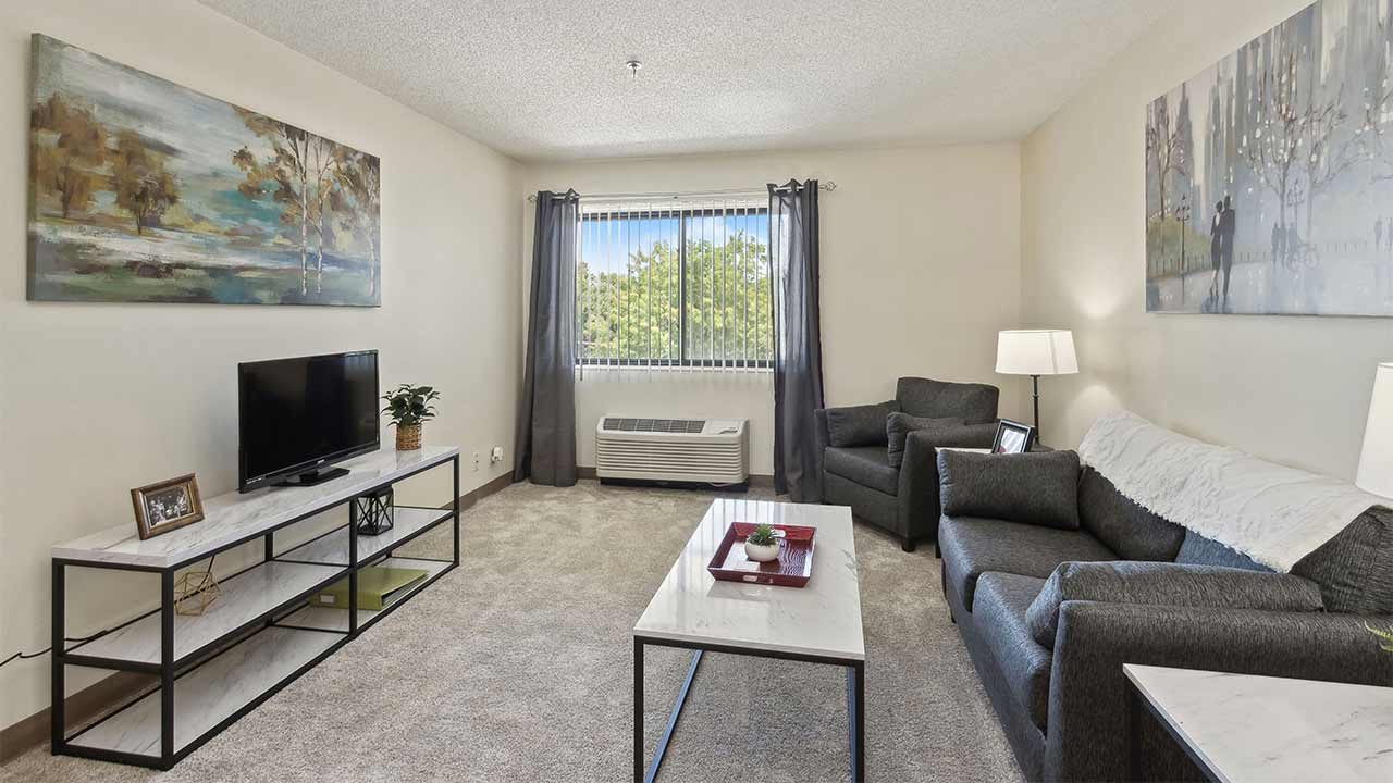 Overland Park Place photo 5
