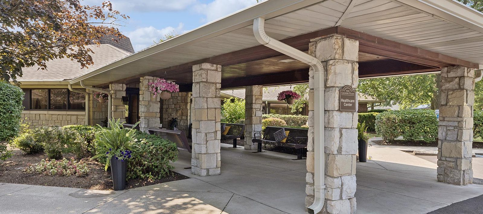 Lexington Country Place photo 3