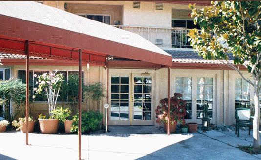 The Manor at Canyon Lakes Kennewick