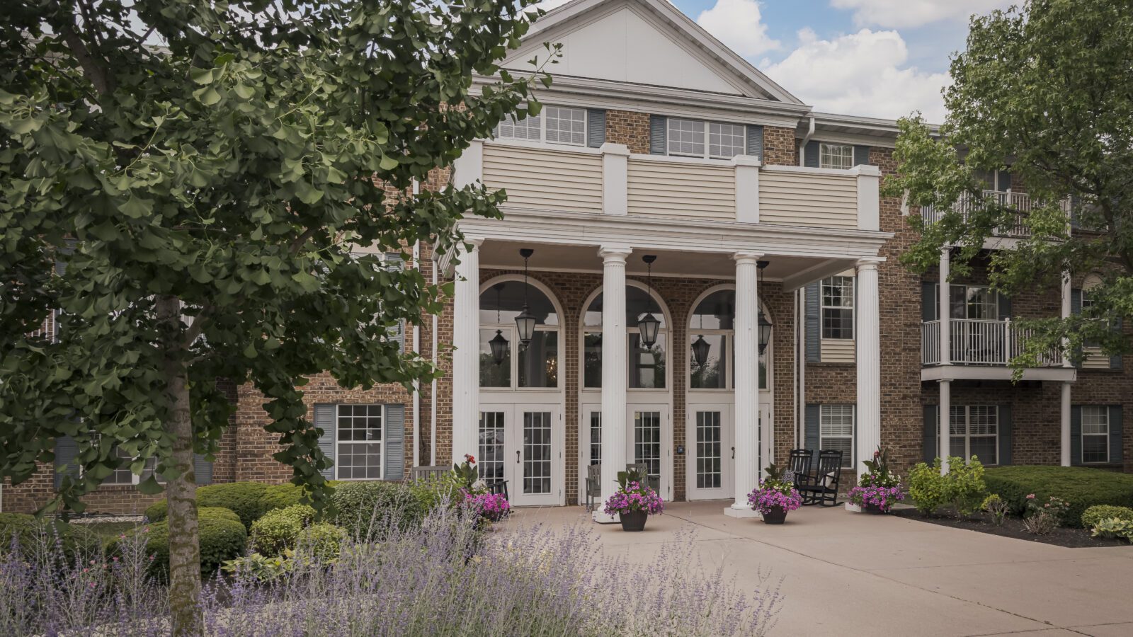 Georgetowne Place photo 2
