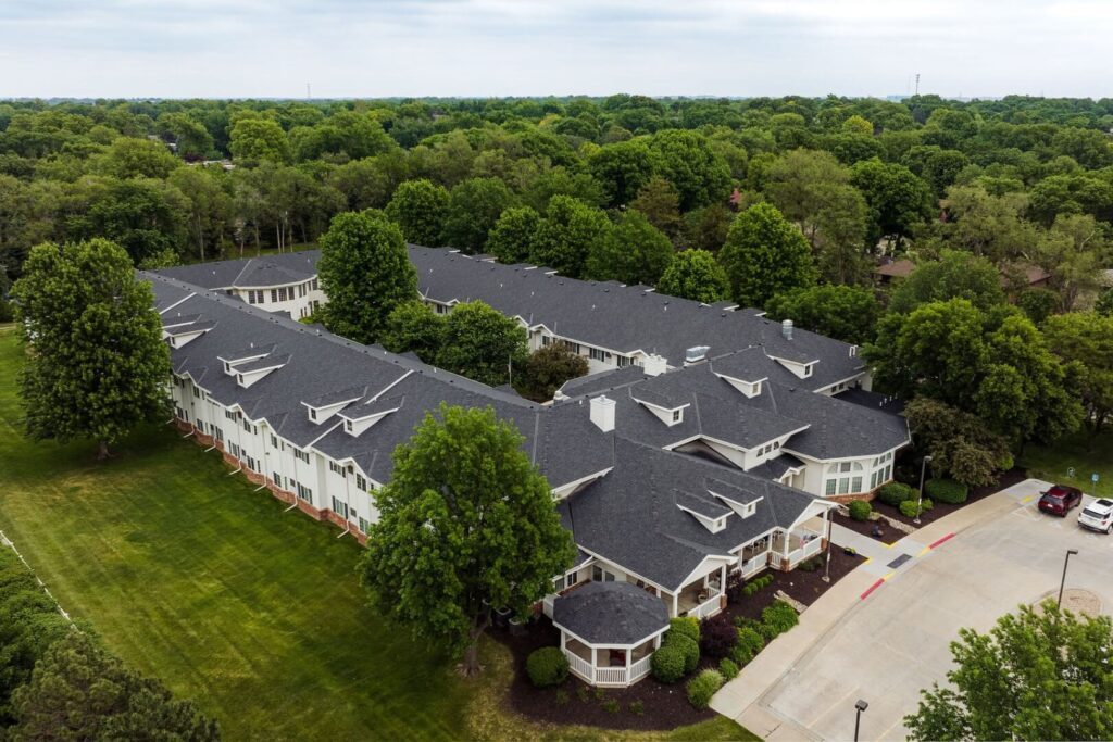 The Windcrest on Van Dorn photo 4