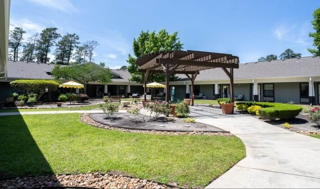 Heritage Oaks Assisted Living and Memory Care photo 5