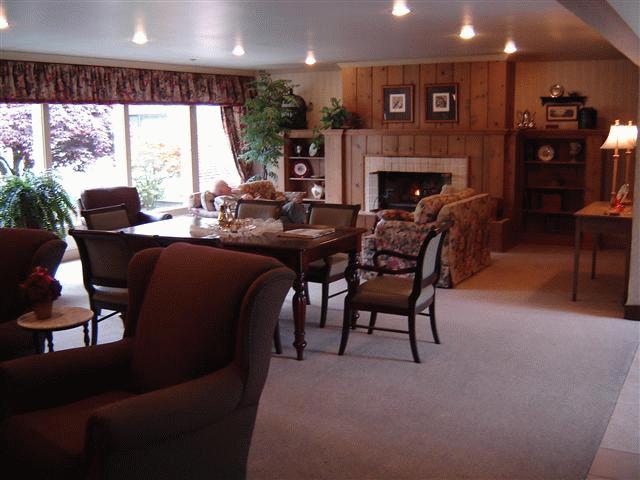 Olympics West Retirement Inn photo 8