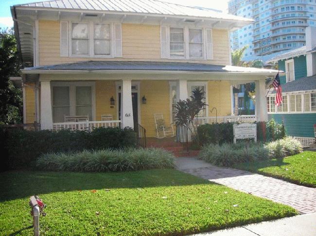 Thornton Gardens Assisted Living photo 1
