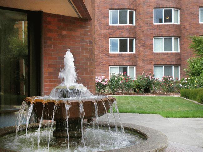 Life Manor Senior Living