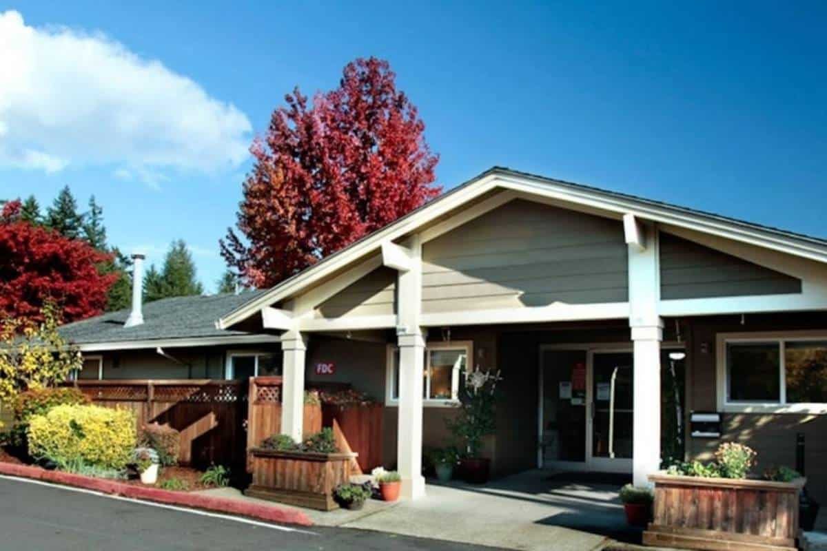 Chehalem Health & Rehab Center  photo 1