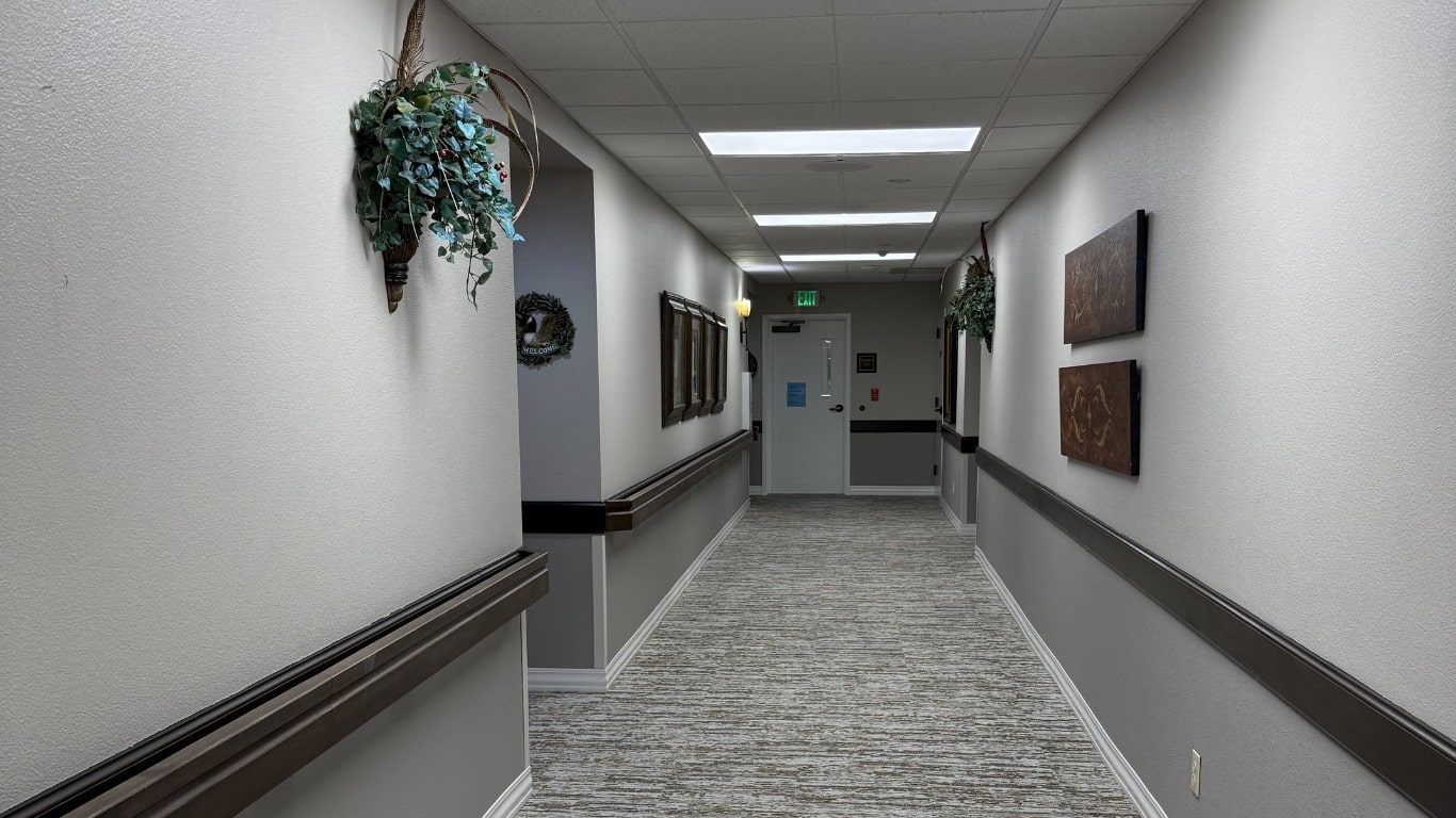 Flagstone Retirement & Assisted Living  photo 3