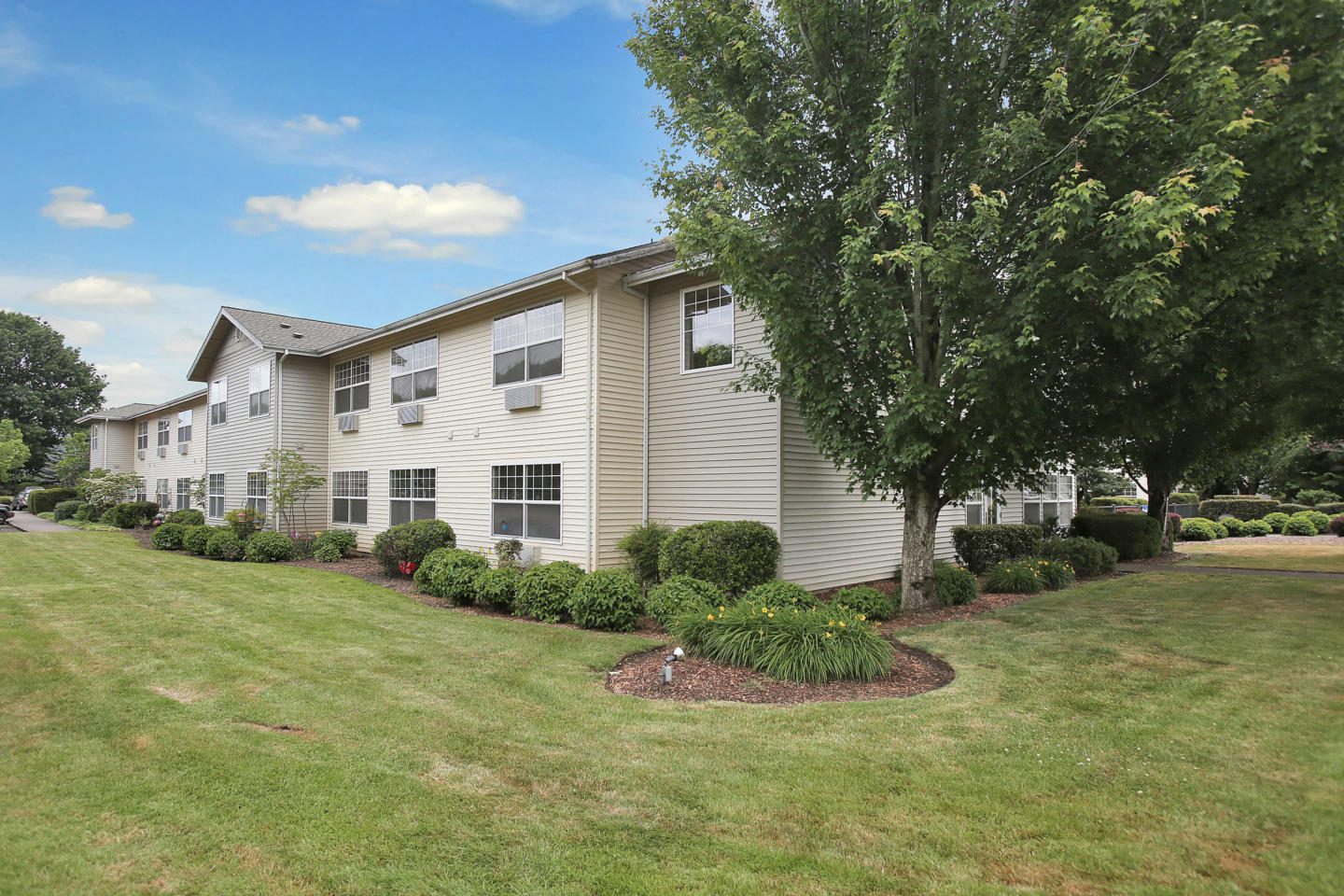 Huntington Terrace Assisted Living Residence  photo 1