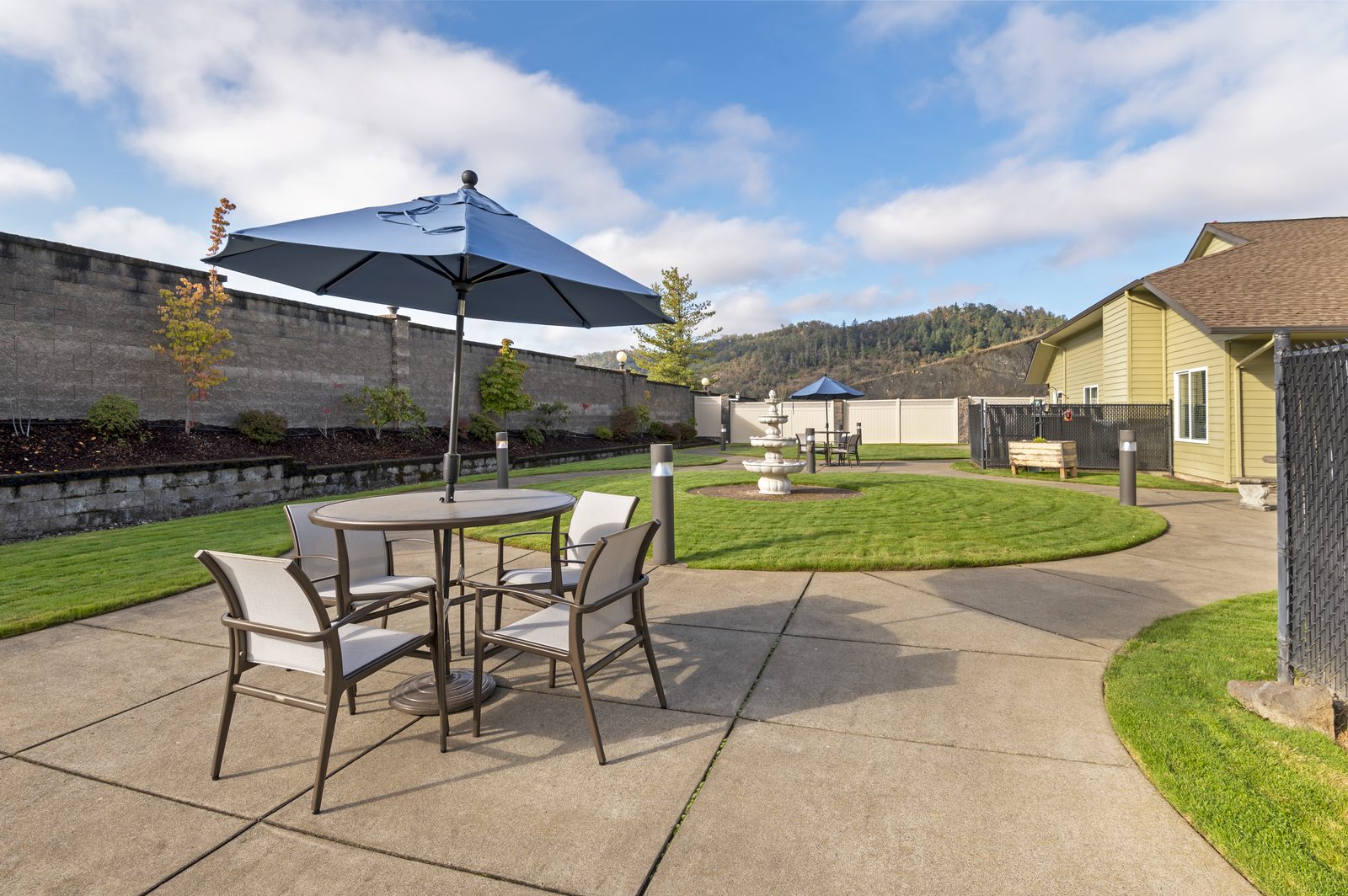 Brookdale Roseburg photo 5