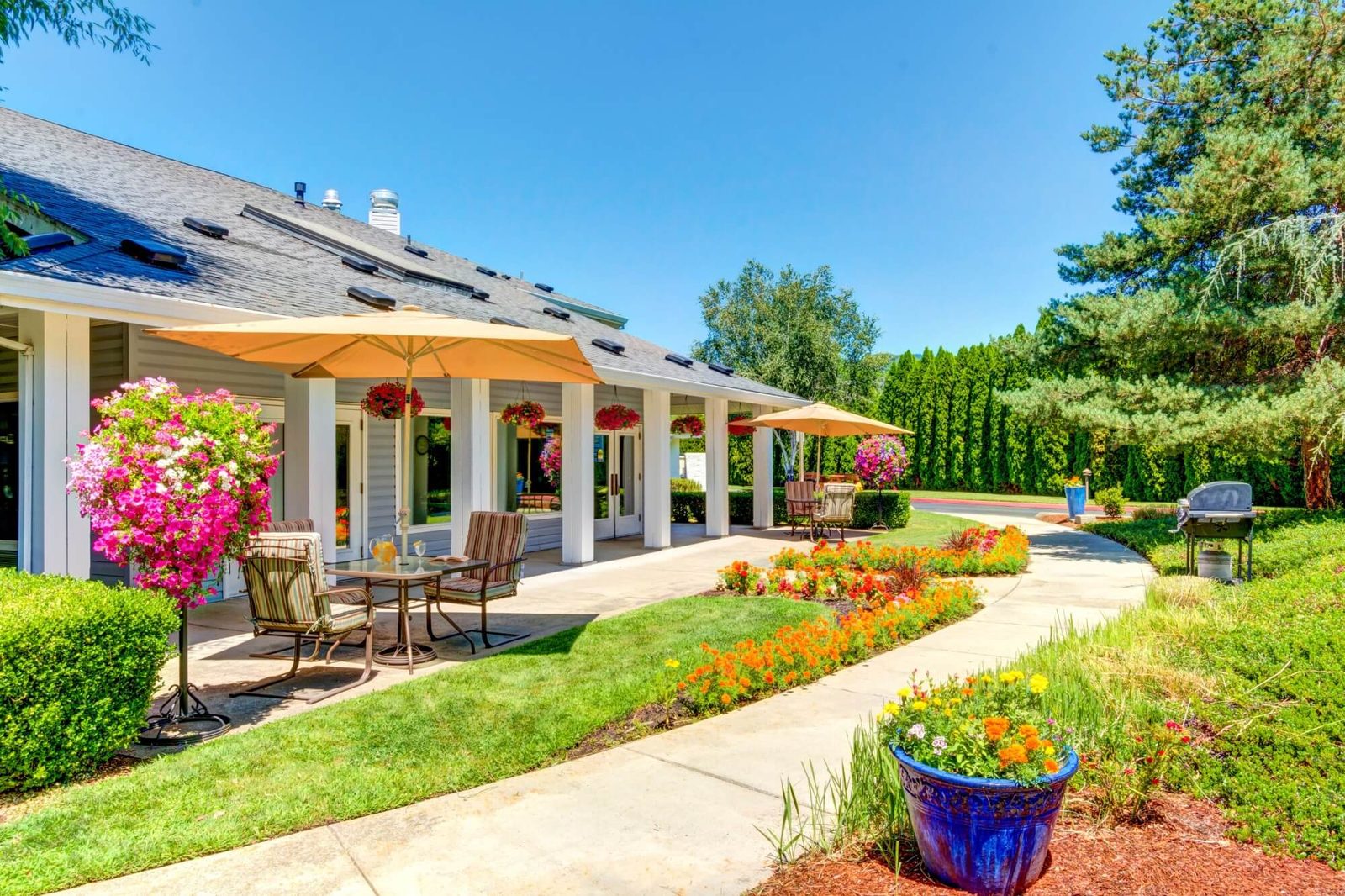 The Suites Memory Care Community photo 1