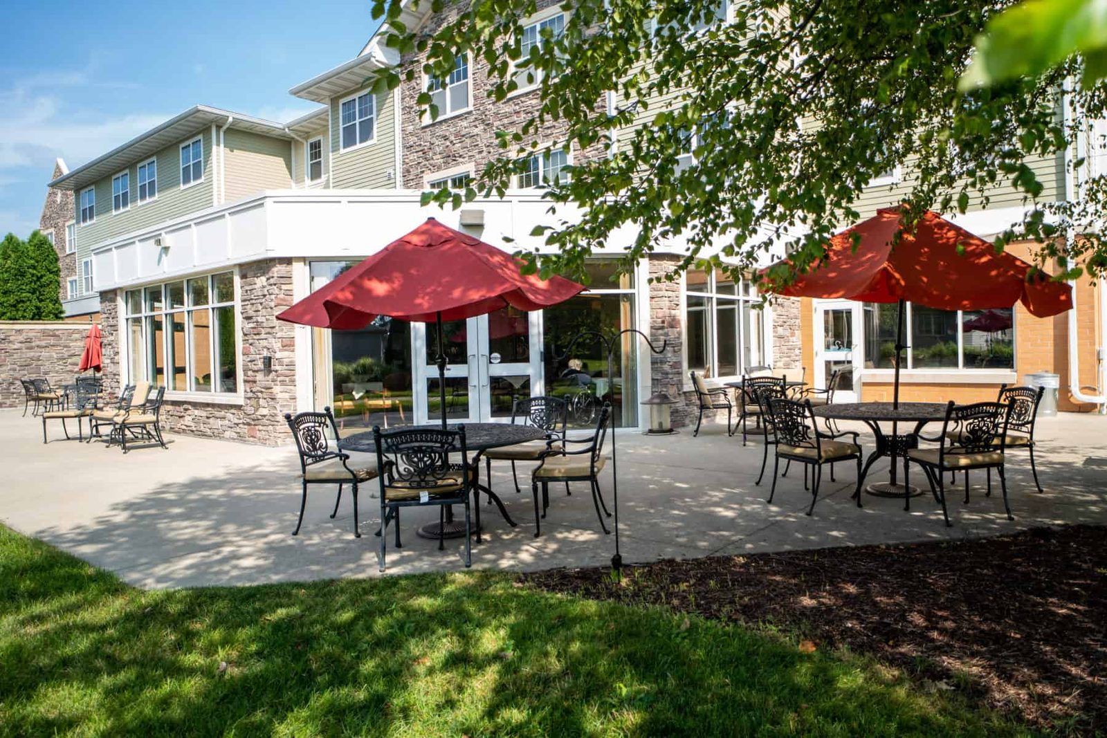 RESIDENCES AT DEER CREEK photo 3
