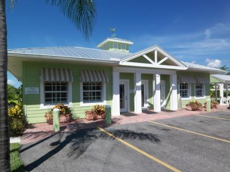 Waterside Club