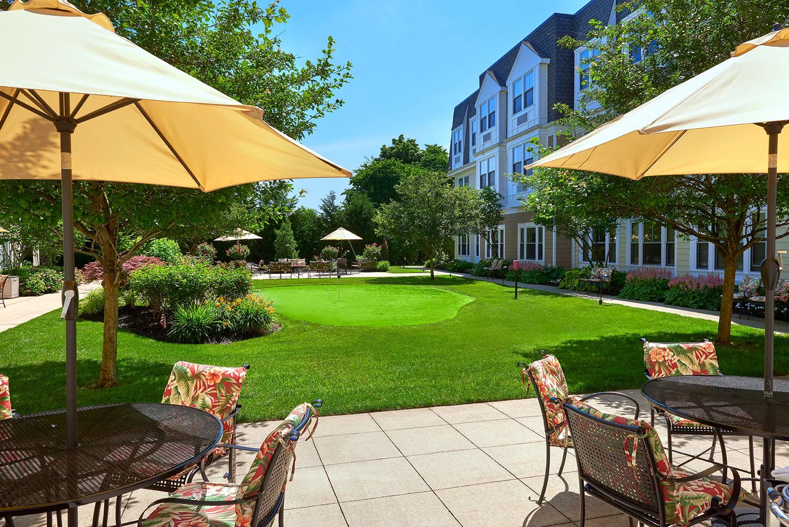 The Bristal Assisted Living at North Woodmere photo 5