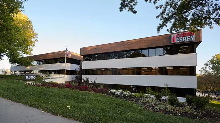 Hill Crest Apartments