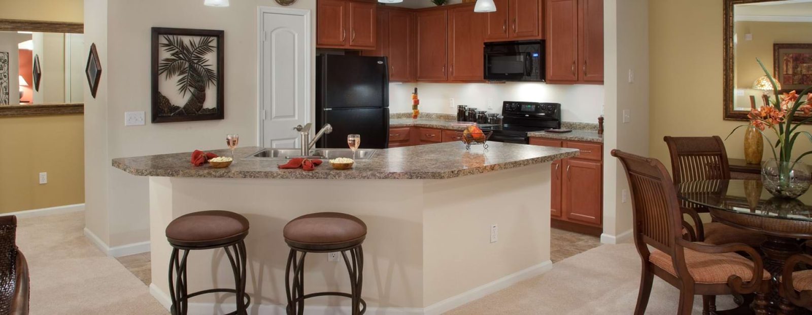 Villa Grande on Saxon Apartments photo 4
