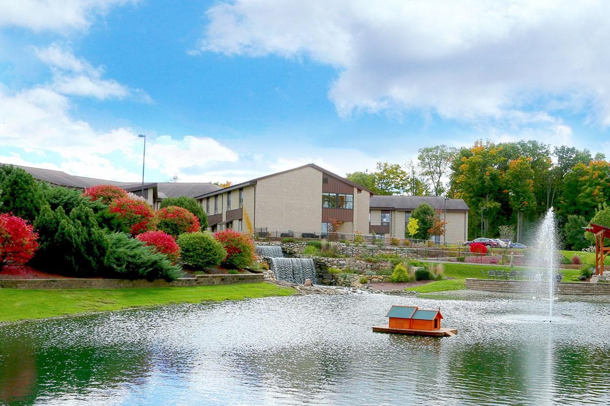 Hubbard Hill Retirement Community photo 2