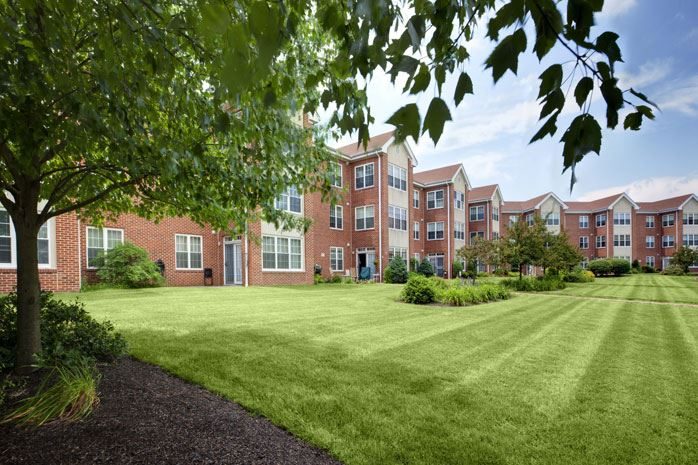 Brittany Pointe Estates photo 5
