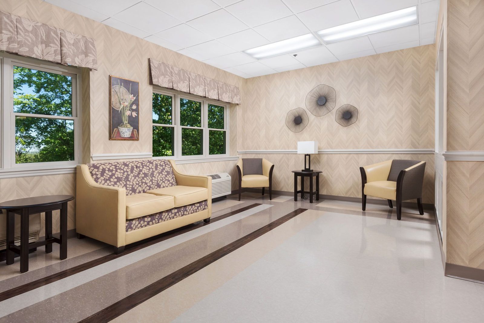 Westgate Hills Rehabilitation and Healthcare Center photo 5