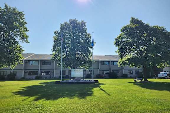 Storybrook Apartments photo 3