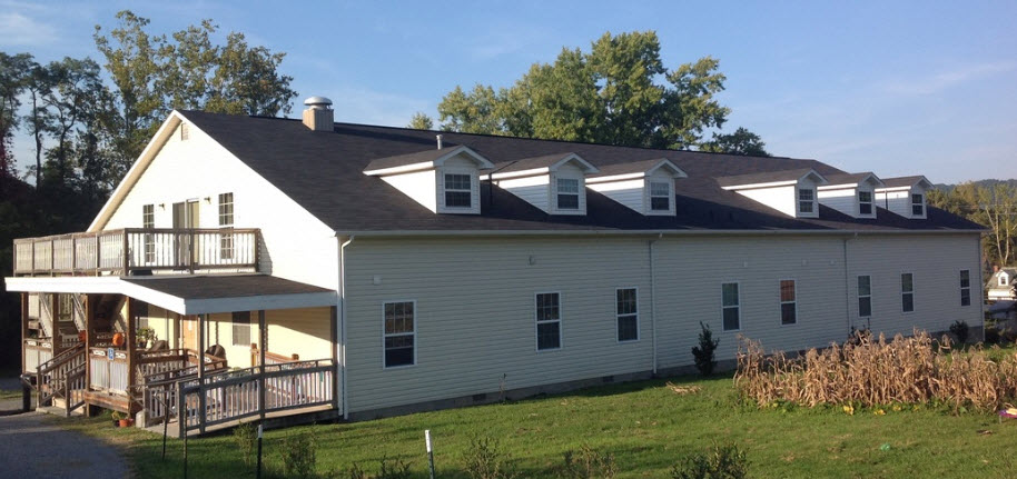 Granville Manor photo 2