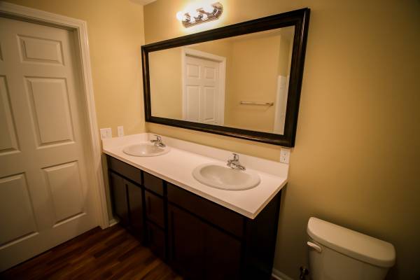Madison Villa Senior Apartments photo 4